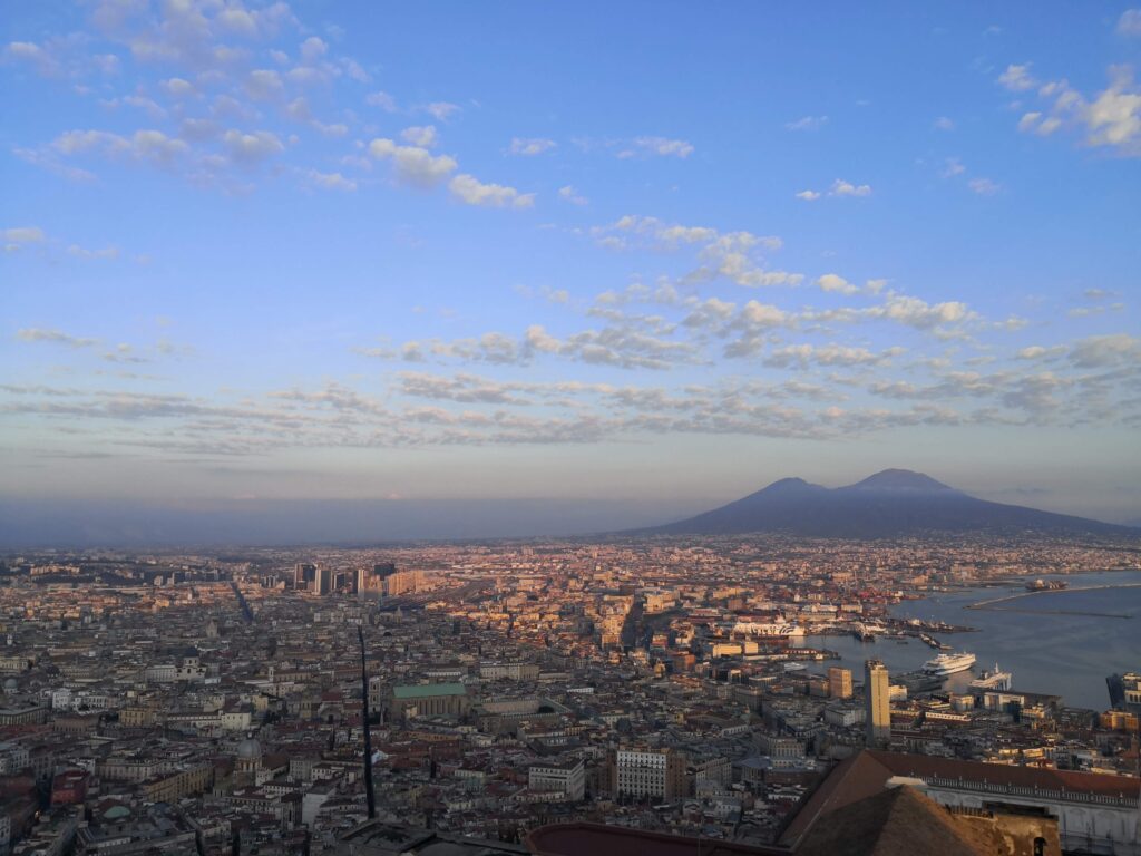 Vedere Napoli si Vezuviu