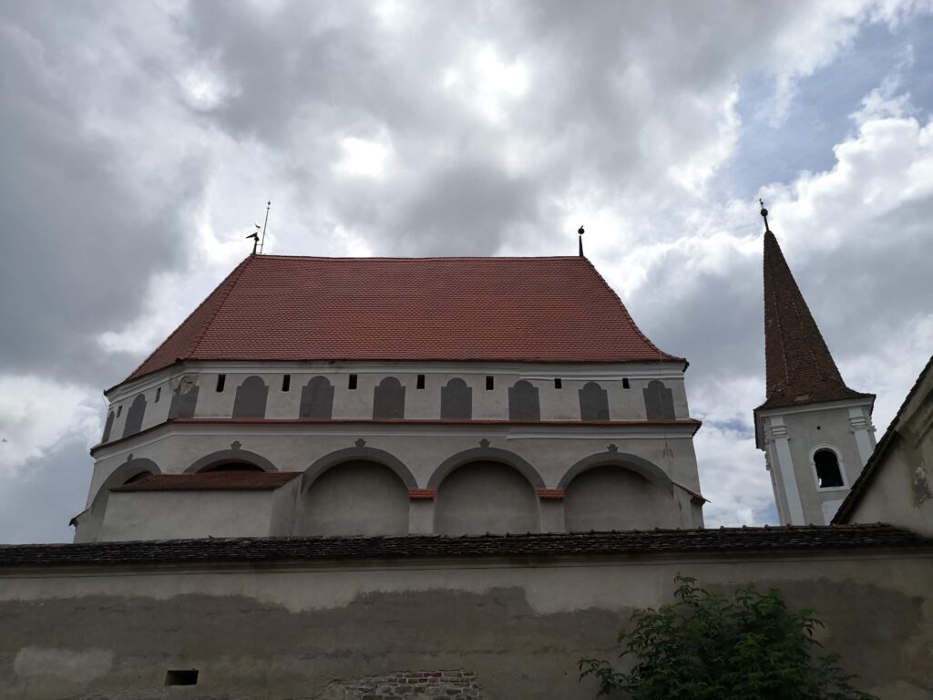 Biserica Fortificată din Cloașterf